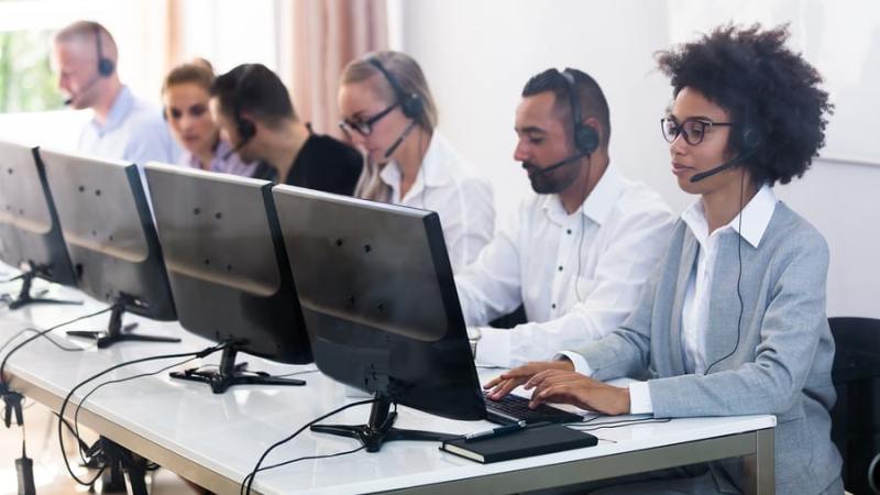 Outsourced Customer Service: How it Can be Beneficial for Ecommerce Companies?