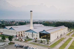 De Tjolomadoe, From Colonial Sugar Factory to an Iconic Educational Tourism Destination